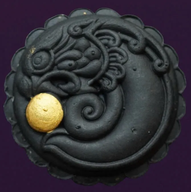 Bánh trung thu nhân Vân long vỏ màu (Mặc định)